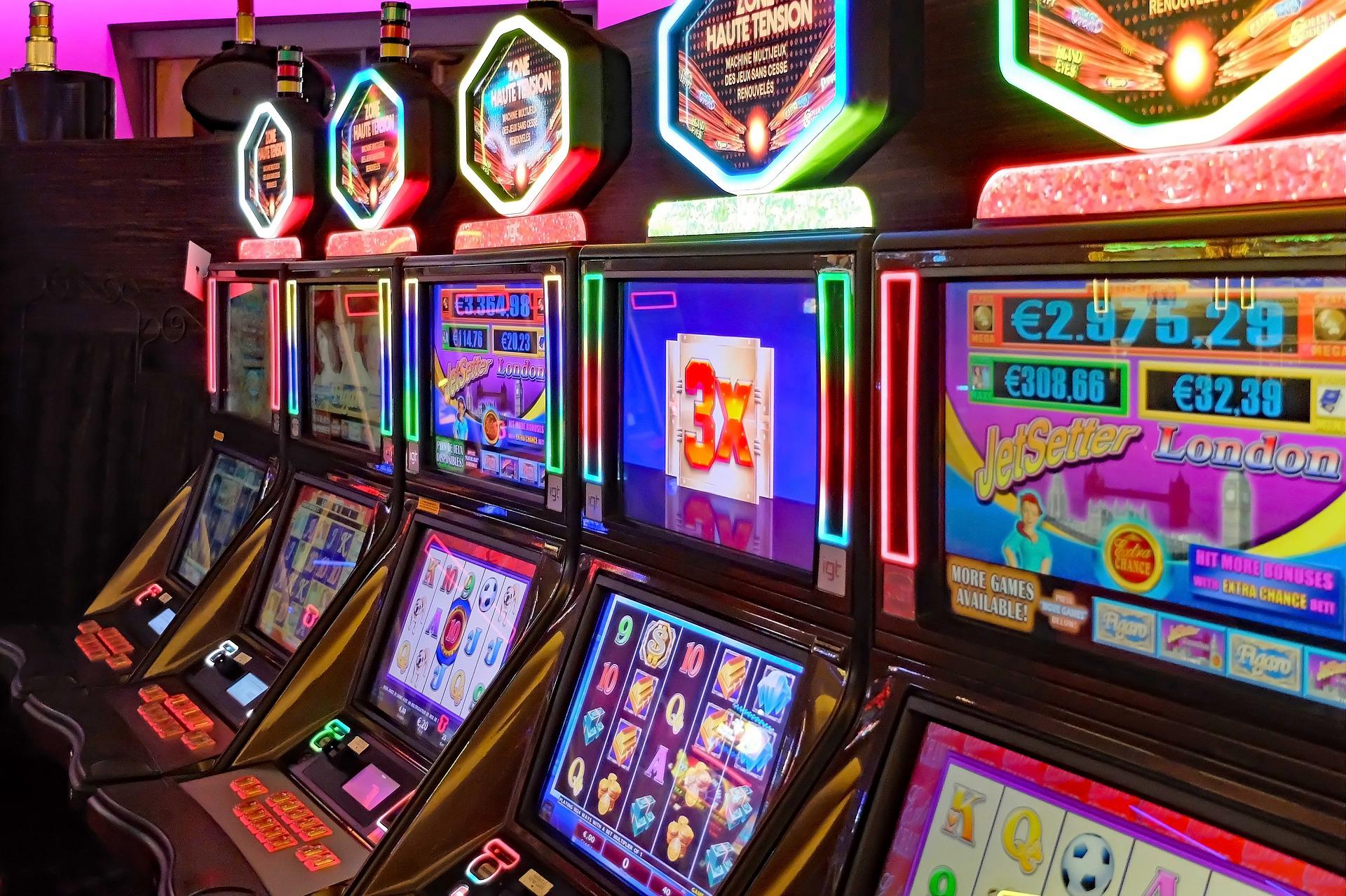 tricks to beat slot machines